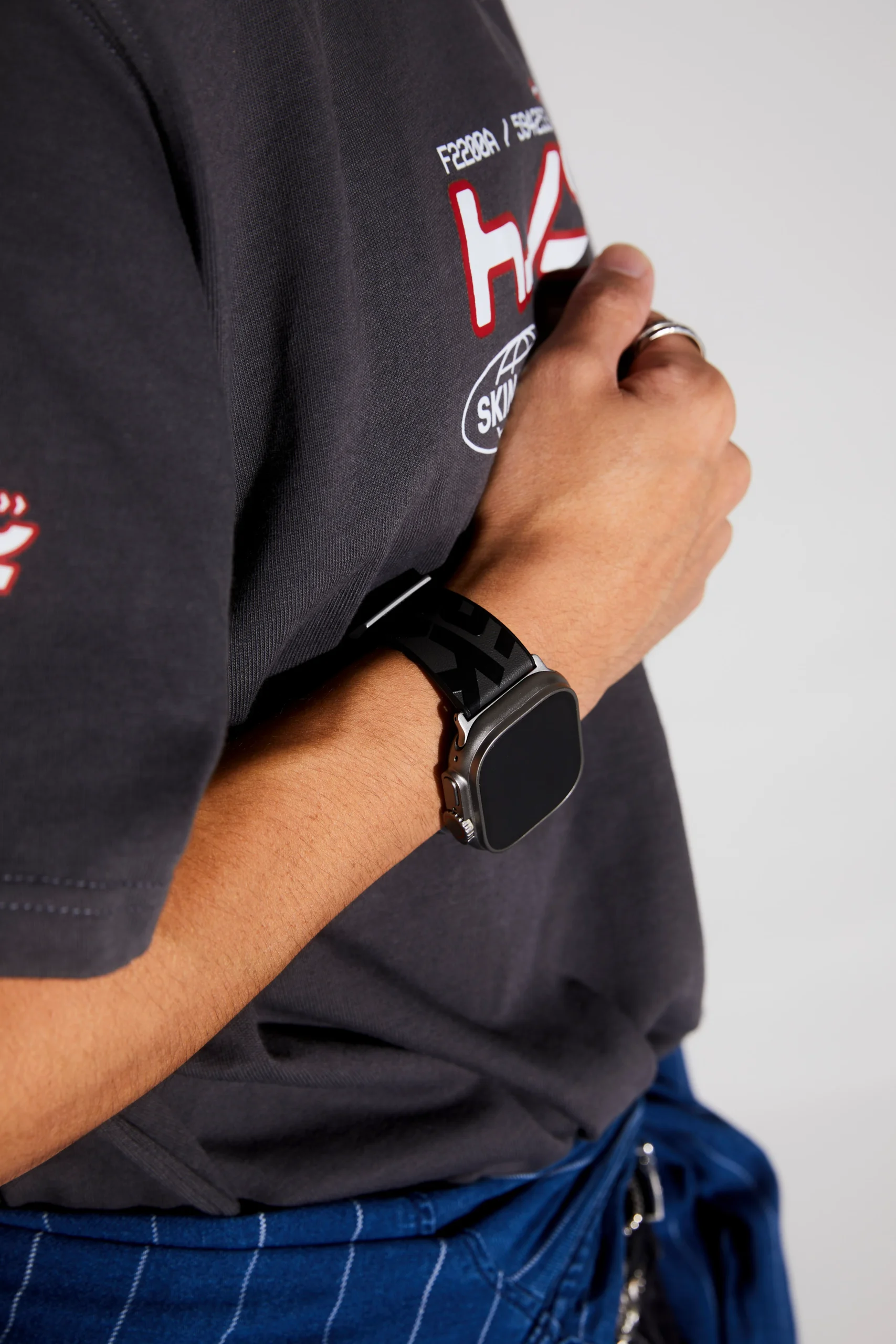 SKINARMA SPUNK Case for Apple Watch Ultra 49mm - Image 10